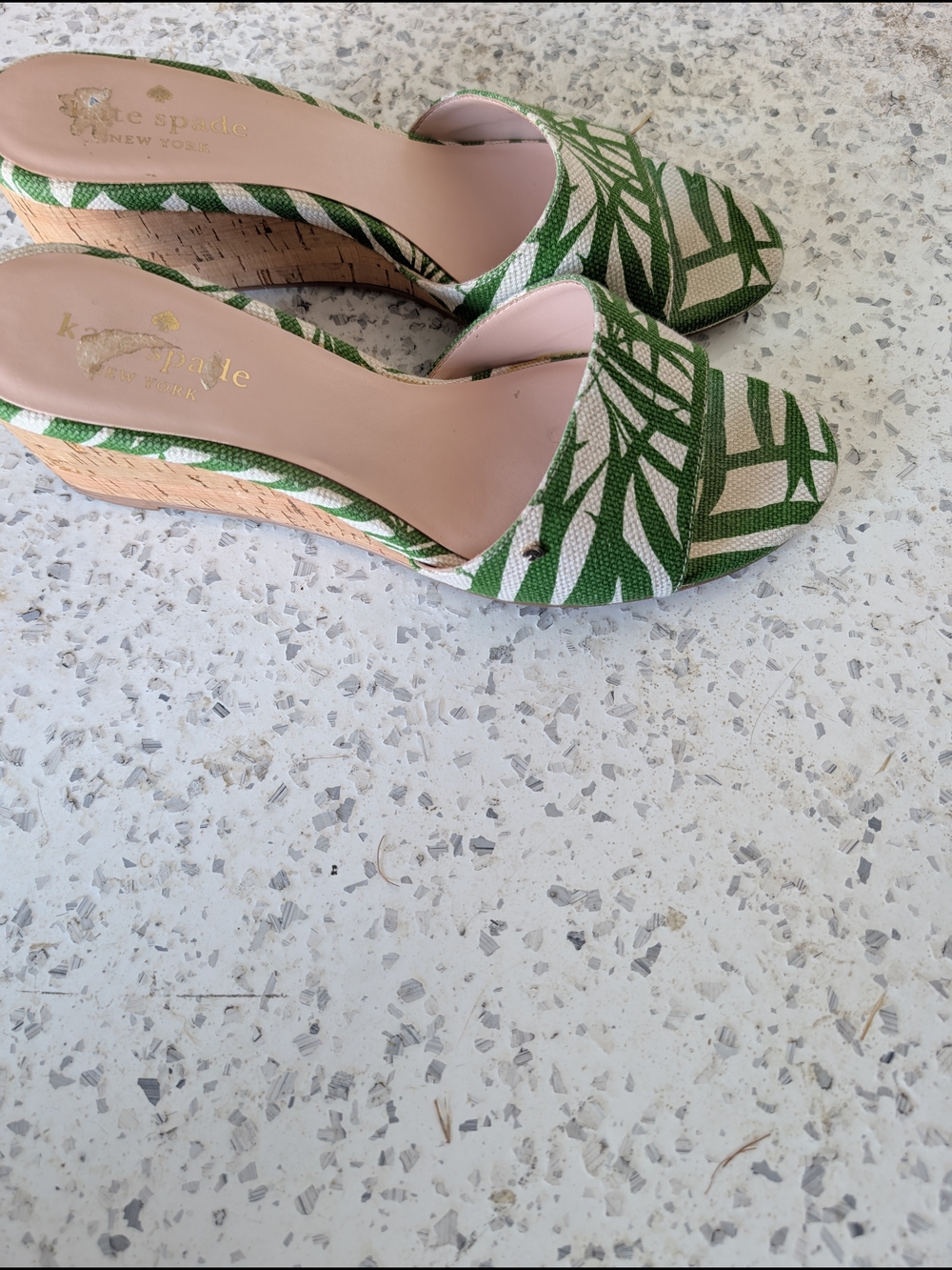 kate spade Green Palm-Print Open-Toe Flats - Picture 4 of 4
